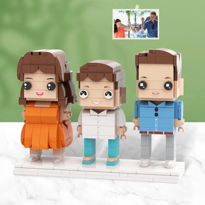 Personalisierte Familien-Figuren aus Klemmbausteinen – 3 Personen – DIY Geschenk zum Selbstaufbau