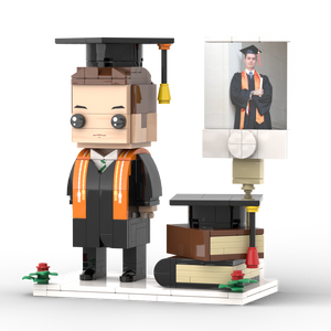 Personalisierbare Klemmbaustein-Figur – ideal für den Universitätsabschluss